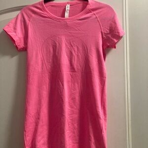 Lululemon Swiftly Tech Womens Short Sleeve Lightweight Pink Athletic Tee